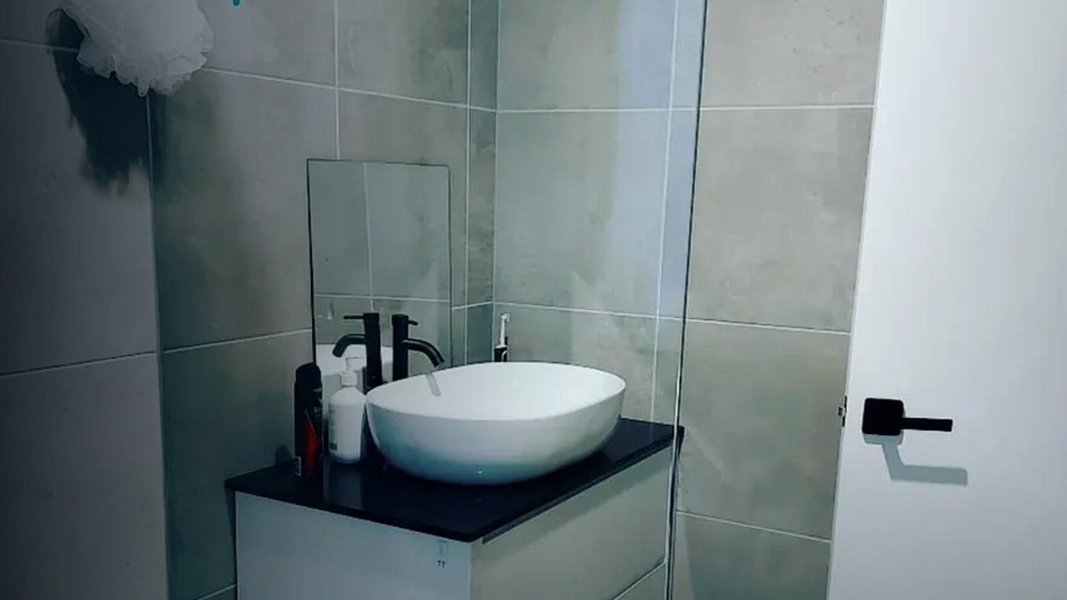 Residential frameless shower screen and bathroom glass