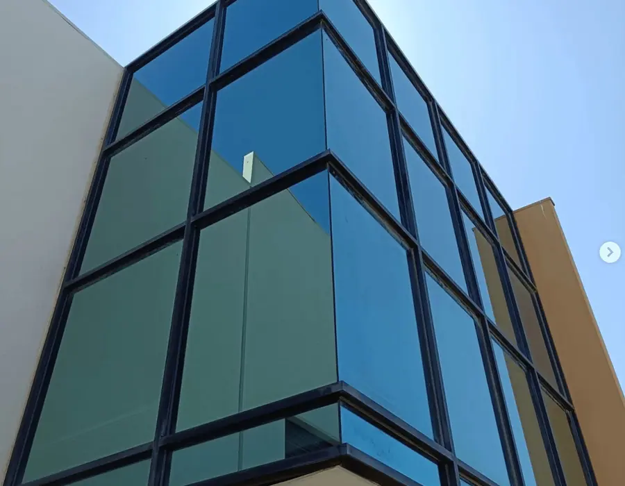 Commercial office glass facade and glazing